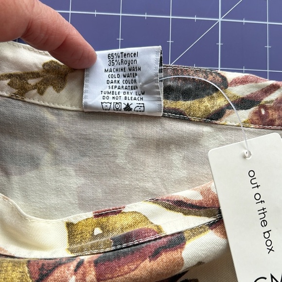 Click long maxi skirts in muted colors and flare side zip and button closure nwt - Picture 11 of 16